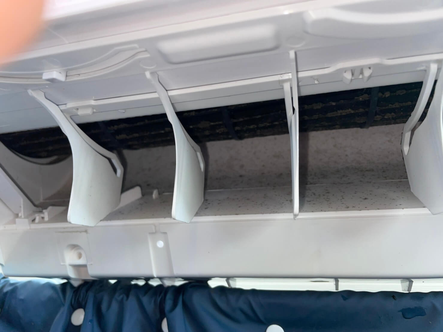 [弘楠空調案例]無尾熊托嬰中心請我們清洗冷氣+冷氣保養的第7張圖片