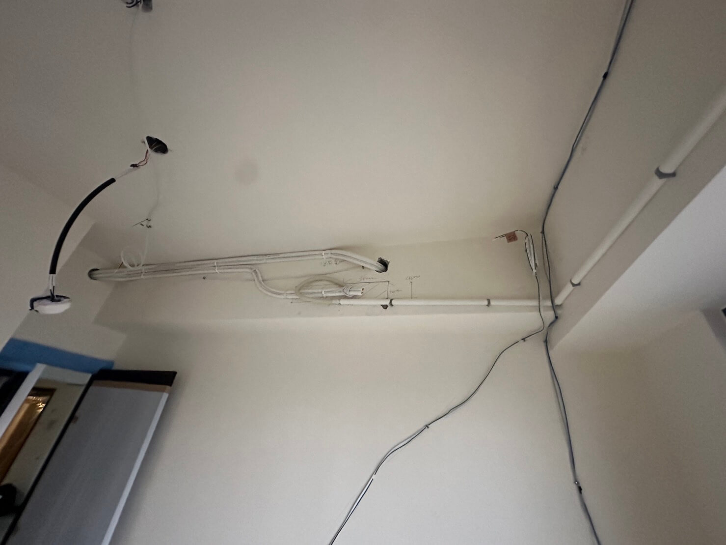 [弘楠空調案例]高雄王老闆新家要裝多台冷氣，裝潢前先安裝管路的第9張圖片